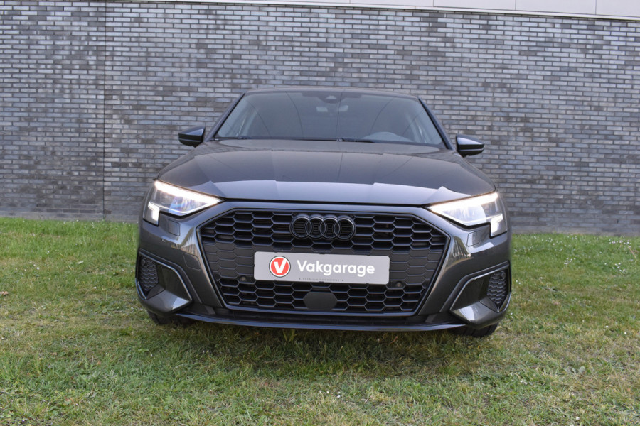 Audi A3 Limousine 30 TFSI edition one Apple Carplay Automaat