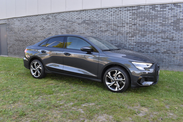Audi A3 Limousine 30 TFSI edition one Apple Carplay Automaat