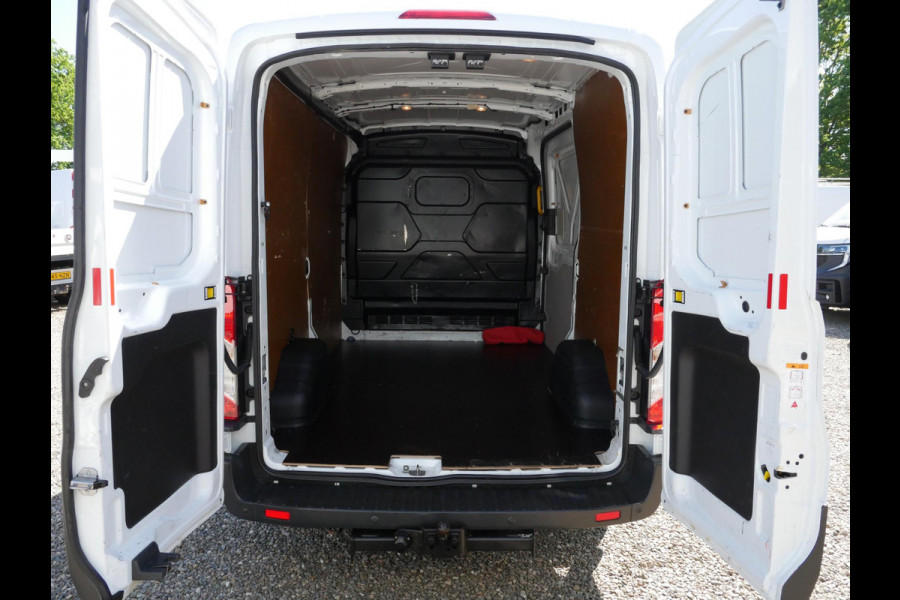 Ford Transit 2.0 TDCI 130PK, L2H2, Airco, Automaat