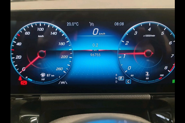 Mercedes-Benz B-Klasse 180 Business Solution AMG AMG Line | Night Pakket | Sfeerverlichting | Achteruitrijcamera | Ledkoplampen | Inclusief 24 maanden Mercedes-Benz Certified garantie voor Europa.