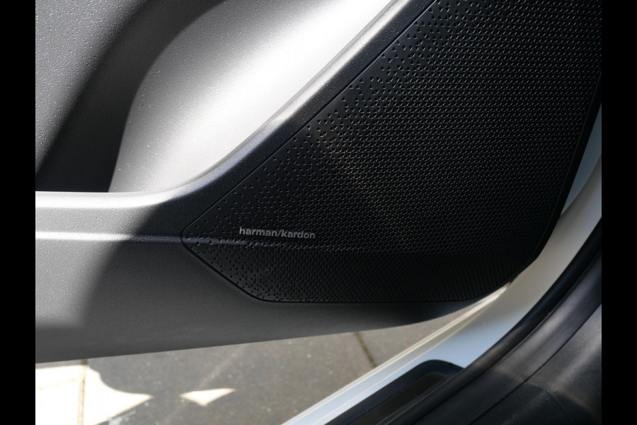 Kia Niro 1.6 GDi Hybrid ExecutiveLine | Harman/Kardon | HUD | Stoel geheugen |