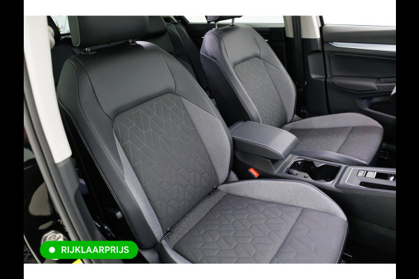 Volkswagen Golf 1.5 eTSI GOAL edition All-season | Navigatie | PDC V+A | Stoel- stuurverwarming Privacy glas, Travel Assist, Adaptive cruise, App-connect