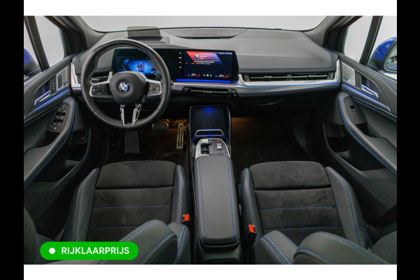 BMW 2 Serie Active Tourer 218i M-Sport automaat | 19 inch Individual Panoramadak | Harman Kardon | HUD Adaptive cruise, 360 Camera, PDC V+A,  El.verstelbare stoel met geheugen, Elektrische achterklep, Keyless