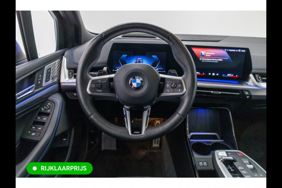 BMW 2 Serie Active Tourer 218i M-Sport automaat | 19 inch Individual Panoramadak | Harman Kardon | HUD Adaptive cruise, 360 Camera, PDC V+A,  El.verstelbare stoel met geheugen, Elektrische achterklep, Keyless