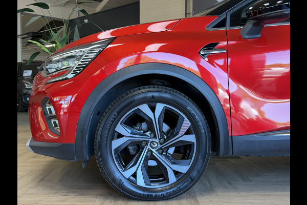 Renault Captur 1.3 TCe 130 Intens | Navi | ACC | Blindspot | Camera |17" | PDC V+A | 100% Onderhouden!