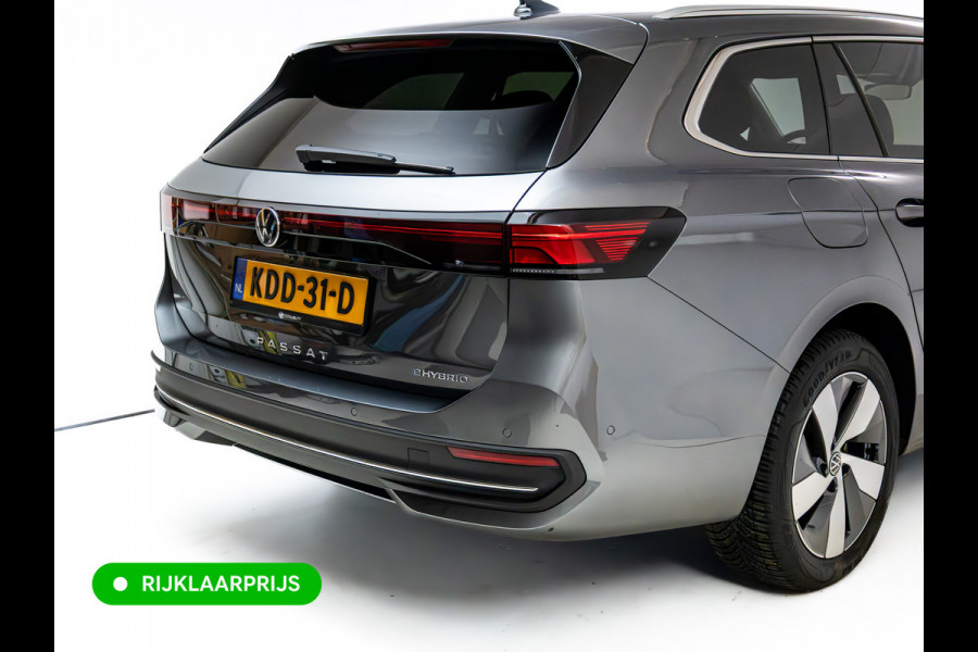 Volkswagen Passat Variant 1.5 eHybrid Business | 2 Ergo active stoelen | Wegklapbare trekhaak | Stoel- & Stuurverwarming | Adap. Cruise | Navigatie, Headup display, App. connect.