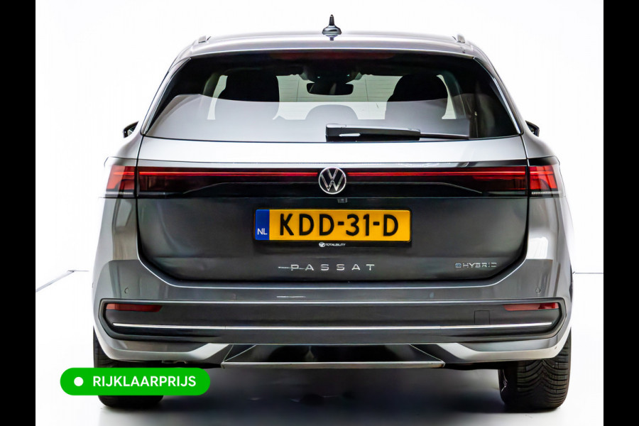 Volkswagen Passat Variant 1.5 eHybrid Business | 2 Ergo active stoelen | Wegklapbare trekhaak | Stoel- & Stuurverwarming | Adap. Cruise | Navigatie, Headup display, App. connect.