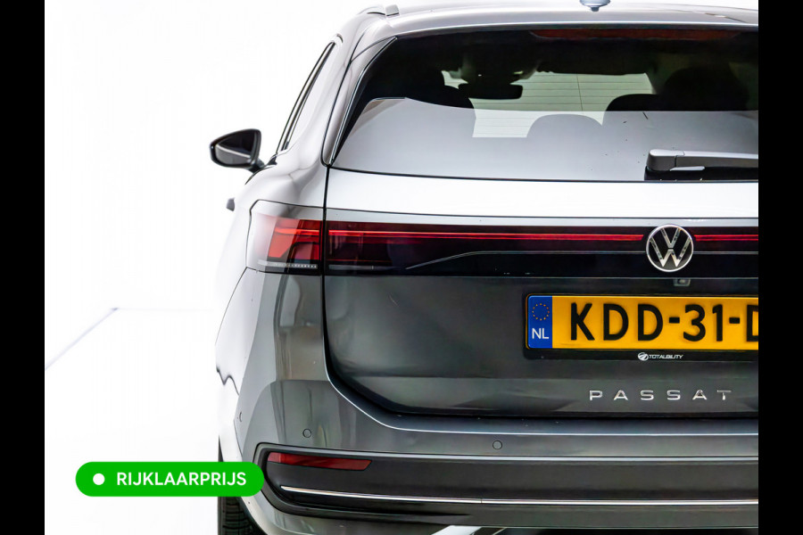 Volkswagen Passat Variant 1.5 eHybrid Business | 2 Ergo active stoelen | Wegklapbare trekhaak | Stoel- & Stuurverwarming | Adap. Cruise | Navigatie, Headup display, App. connect.