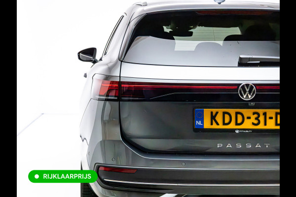 Volkswagen Passat Variant 1.5 eHybrid Business | 2 Ergo active stoelen | Wegklapbare trekhaak | Stoel- & Stuurverwarming | Adap. Cruise | Navigatie, Headup display, App. connect.