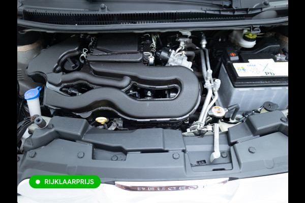 Peugeot 108 1.0 e-VTi Active 73 PK | Airconditioning | BT Telefoon & Audio | DAB | Led Dagrijverlichting | Zwart met. | Multifunctioneel stuurwiel, Centrale vergrendeling met afstandsbediening