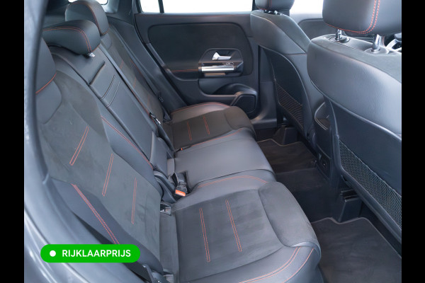 Mercedes-Benz GLA 250 e Business Sol. AMG Limited | Night pakket | Multi Beam Led | Stoelverw. | Camera | Navigatie | Cruise, PDC V+A, App. connect, Draadloze tel. lader, Sfeerverlichting