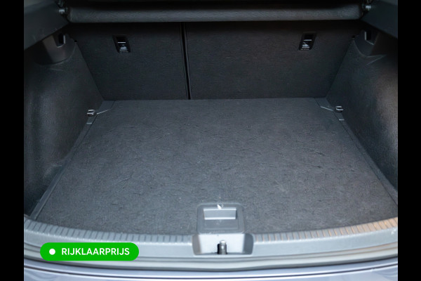 Volkswagen Taigo 1.0 TSI Business Comfort Edition | Stoelverwarming | PDC V+A | Airco | Led | DAB | Apple Carplay, Android auto, All season banden