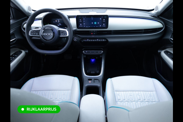 Fiat 600 1.2 Hybrid La Prima | Leer | Stoelverw. | Camera | Adap. Cruise | Sfeerverlichting | Elec. verst. best. stoel met massage en len Apple Carplay/Android auto, Navigatie, Led, PDC V+ A, Keyless entry & start