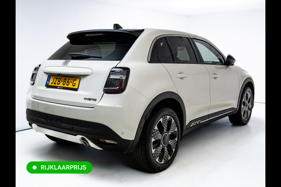 Fiat 600 1.2 Hybrid La Prima | Leer | Stoelverw. | Camera | Adap. Cruise | Sfeerverlichting | Elec. verst. best. stoel met massage en len Apple Carplay/Android auto, Navigatie, Led, PDC V+ A, Keyless entry & start