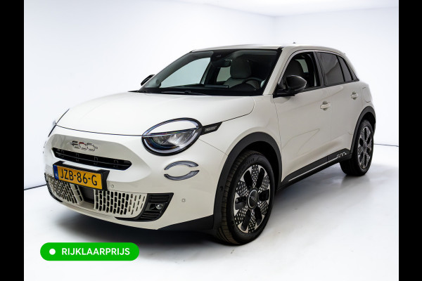 Fiat 600 1.2 Hybrid La Prima | Leer | Stoelverw. | Camera | Adap. Cruise | Sfeerverlichting | Elec. verst. best. stoel met massage en len Apple Carplay/Android auto, Navigatie, Led, PDC V+ A, Keyless entry & start