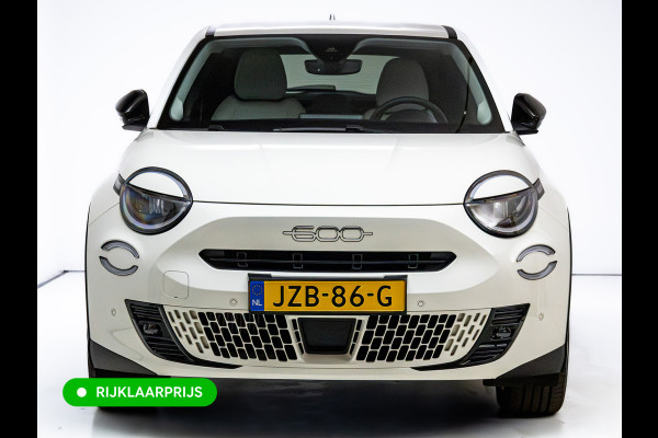 Fiat 600 1.2 Hybrid La Prima | Leer | Stoelverw. | Camera | Adap. Cruise | Sfeerverlichting | Elec. verst. best. stoel met massage en len Apple Carplay/Android auto, Navigatie, Led, PDC V+ A, Keyless entry & start