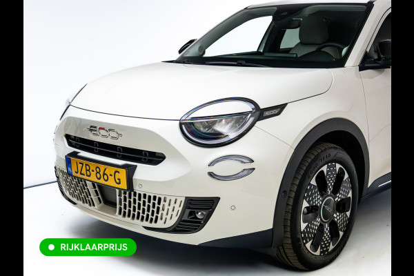 Fiat 600 1.2 Hybrid La Prima | Leer | Stoelverw. | Camera | Adap. Cruise | Sfeerverlichting | Elec. verst. best. stoel met massage en len Apple Carplay/Android auto, Navigatie, Led, PDC V+ A, Keyless entry & start