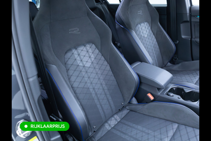 Volkswagen Golf 1.5 eTSI R-Line Edition | Panoramadak | Elect. Trekhaak | Stoel- & Stuurverw. | Adap. Cruise | Achteruitrijcamera, Apple Carplay, Android auto