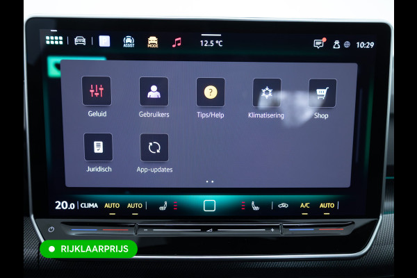 Volkswagen Golf 1.5 eTSI R-Line Edition | Panoramadak | Elect. Trekhaak | Stoel- & Stuurverw. | Adap. Cruise | Achteruitrijcamera, Apple Carplay, Android auto