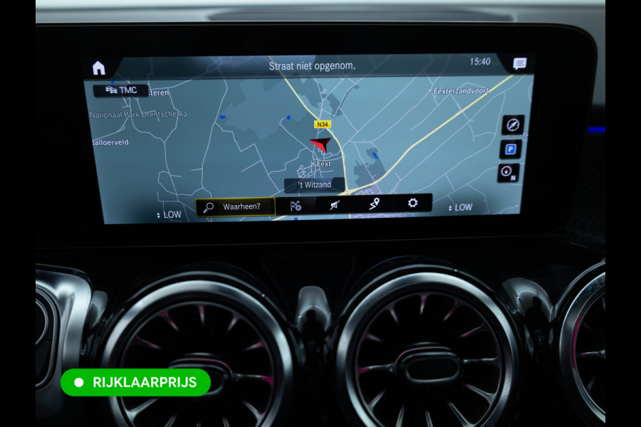 Mercedes-Benz Glb 200 AMG Line Night Pakket Panoramadak | Elec. trekhaak | Matrix Led | Elec. achterklep | Stoelverwarming | Camera | Navigatie, Cruise, Apple Carplay/app. connect