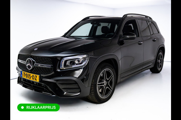 Mercedes-Benz Glb 200 AMG Line Night Pakket Panoramadak | Elec. trekhaak | Matrix Led | Elec. achterklep | Stoelverwarming | Camera | Navigatie, Cruise, Apple Carplay/app. connect
