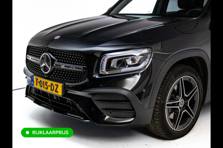 Mercedes-Benz Glb 200 AMG Line Night Pakket Panoramadak | Elec. trekhaak | Matrix Led | Elec. achterklep | Stoelverwarming | Camera | Navigatie, Cruise, Apple Carplay/app. connect