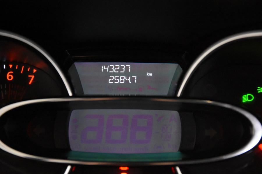 Renault Clio TCe Intens Climate Control*Stoelverwarming*Navigatie*