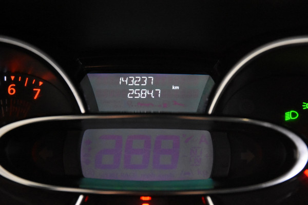 Renault Clio TCe Intens Climate Control*Stoelverwarming*Navigatie*