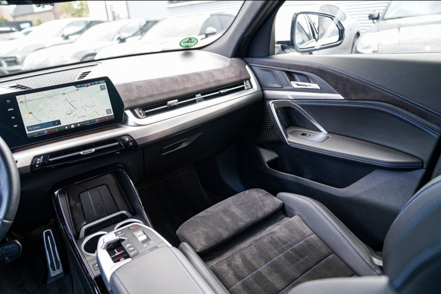 BMW X2 SDrive20i |M-pakket | BMW LED | Elektrische verstelbare stoelen | Camera | Elektrische trekhaak | M Pakket