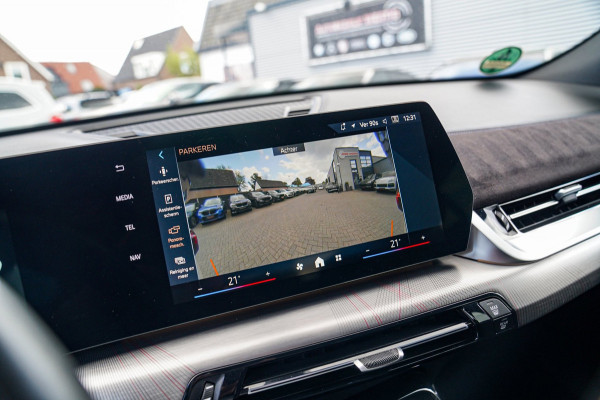 BMW X2 SDrive20i |M-pakket | BMW LED | Elektrische verstelbare stoelen | Camera | Elektrische trekhaak | M Pakket