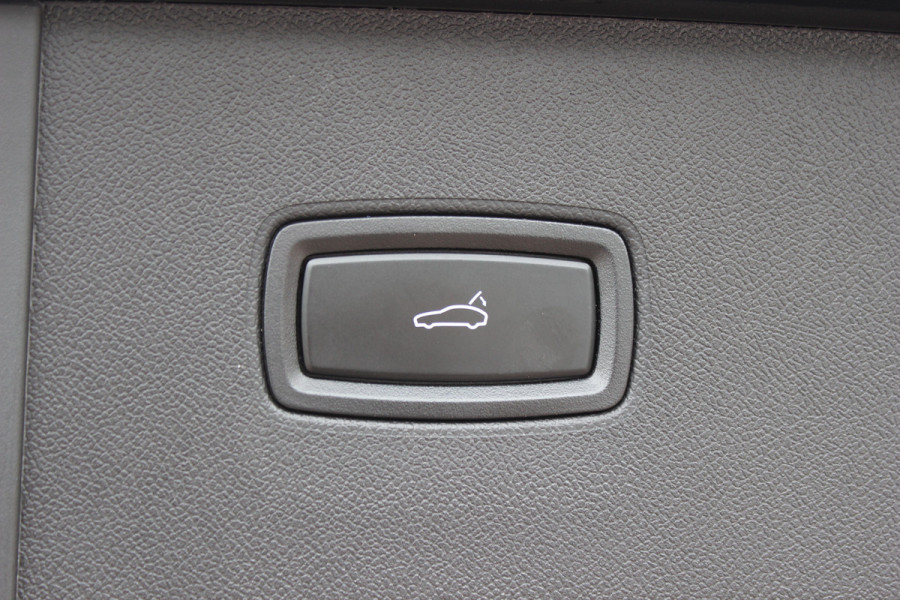 Porsche Cayenne 3.0 S E-Hybrid 519pk / Trekhaak / Panoramadak / 360Camera / Head-up / Achterasbesturing / Bose / 21'' / Luchtvering / Adaptieve Stoelen / Sportdesign+Chrono / Sportuiltaat / Stoelventilatie / Stoelverwarming 4x /