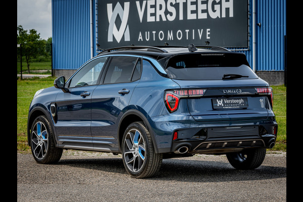 Lynk & Co 01 1.5 Plug-In Hybrid 262pk 360Camera|Zwarte Hemel|Panoramadak
