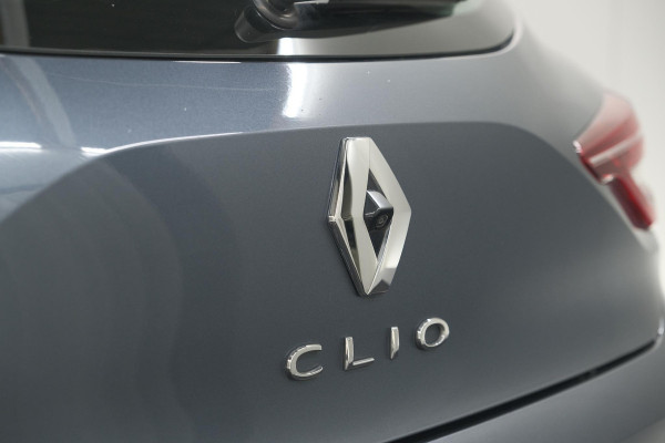 Renault Clio TCe 130 EDC Intens |  Allseason banden | Camera | Navigatie | Parkeersensoren