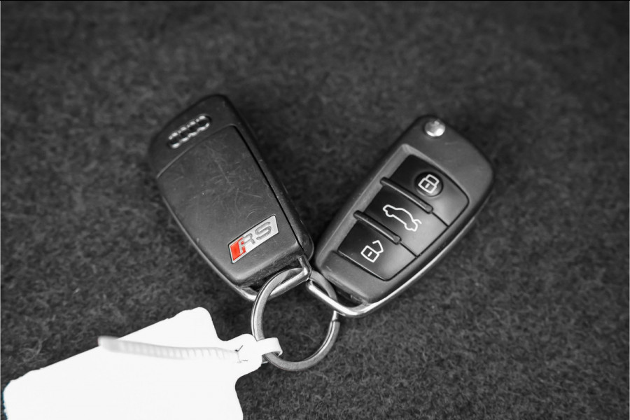 Audi A3 Limousine 2.5 TFSI RS 3 Quattro Pano RS Stoel B&O ACC 19"
