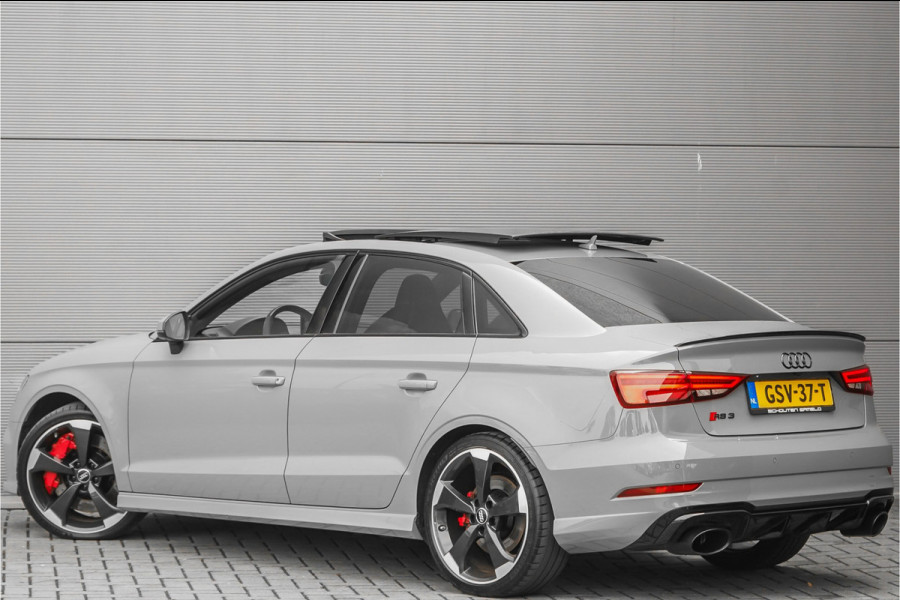 Audi A3 Limousine 2.5 TFSI RS 3 Quattro Pano RS Stoel B&O ACC 19"