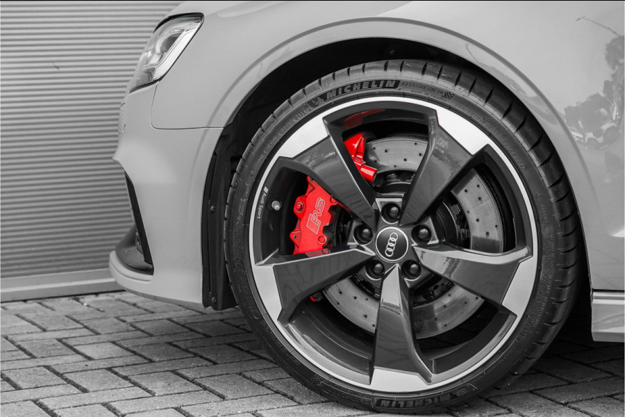 Audi A3 Limousine 2.5 TFSI RS 3 Quattro Pano RS Stoel B&O ACC 19"