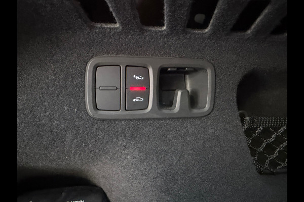 Audi Q8 55 TFSI e quattro 3X S-LINE |PANO|B&O|SOFTCLOSE|MATRIX|360 CAM|KEYLESS|LUCHTVERING|SFEERVERLICHTING|DEALER ONDERHOUDEN|VOL