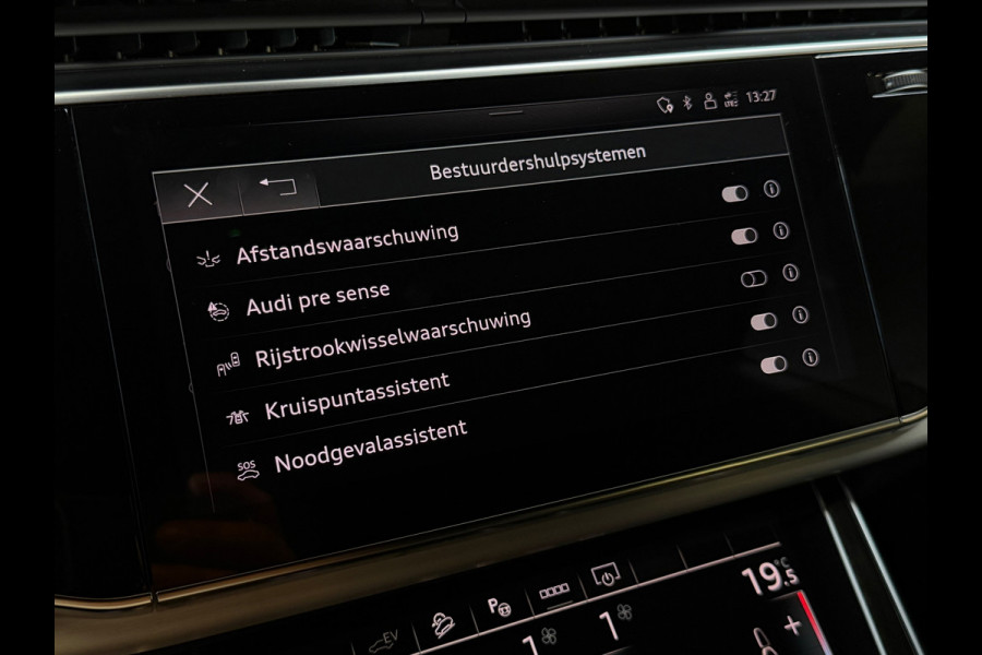 Audi Q8 55 TFSI e quattro 3X S-LINE |PANO|B&O|SOFTCLOSE|MATRIX|360 CAM|KEYLESS|LUCHTVERING|SFEERVERLICHTING|DEALER ONDERHOUDEN|VOL