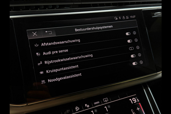 Audi Q8 55 TFSI e quattro 3X S-LINE |PANO|B&O|SOFTCLOSE|MATRIX|360 CAM|KEYLESS|LUCHTVERING|SFEERVERLICHTING|DEALER ONDERHOUDEN|VOL