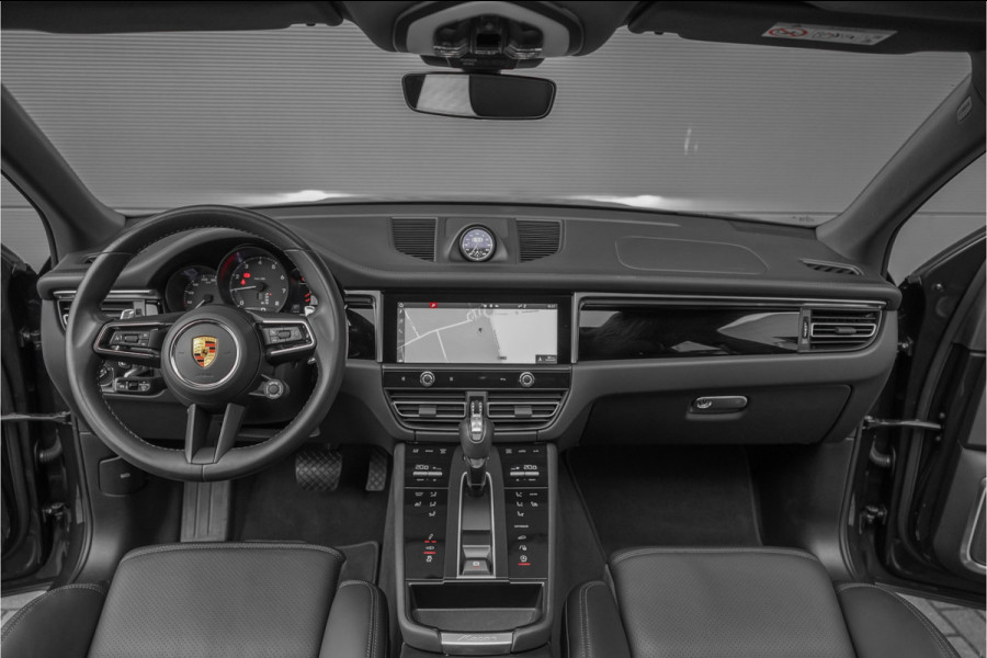 Porsche Macan 2.0 T Luchtv Burmester Sport Chrono ACC Stuurverw 21"