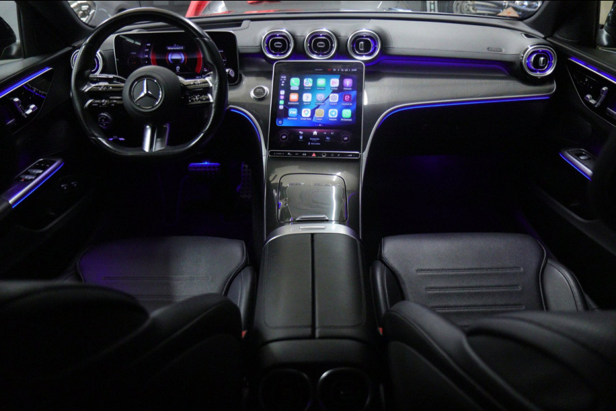 Mercedes-Benz C-Klasse 300 E AMG Line NAP/PANO/HUD/CARPLAY/SFEERVERLICHTING/MEM/BOMVOL