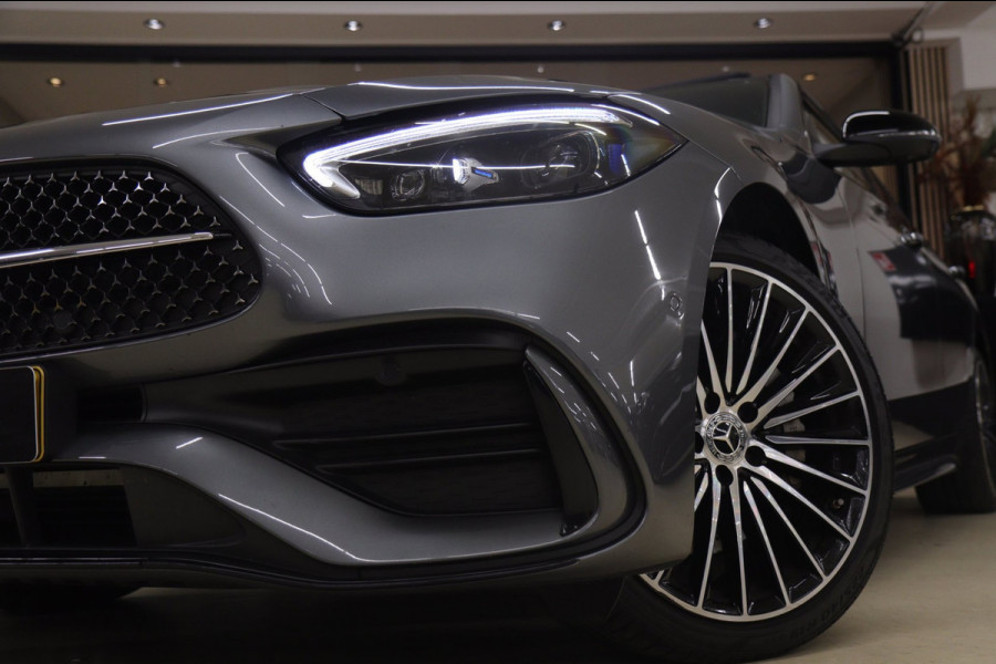 Mercedes-Benz C-Klasse 300 E AMG Line NAP/PANO/HUD/CARPLAY/SFEERVERLICHTING/MEM/BOMVOL