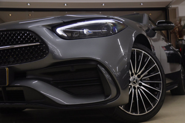Mercedes-Benz C-Klasse 300 E AMG Line NAP/PANO/HUD/CARPLAY/SFEERVERLICHTING/MEM/BOMVOL