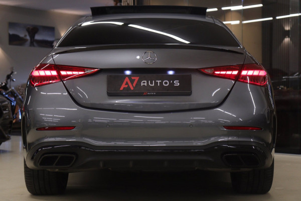 Mercedes-Benz C-Klasse 300 E AMG Line NAP/PANO/HUD/CARPLAY/SFEERVERLICHTING/MEM/BOMVOL