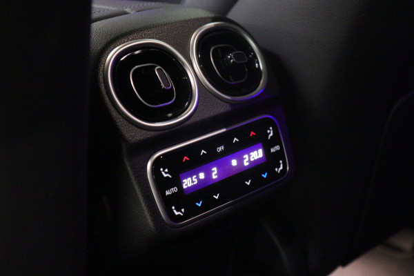 Mercedes-Benz C-Klasse 300 E AMG Line NAP/PANO/HUD/CARPLAY/SFEERVERLICHTING/MEM/BOMVOL