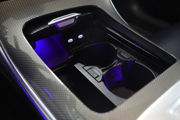 Mercedes-Benz C-Klasse 300 E AMG Line NAP/PANO/HUD/CARPLAY/SFEERVERLICHTING/MEM/BOMVOL