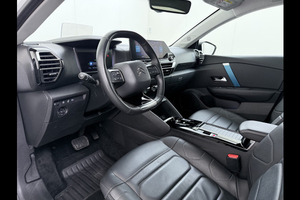 Citroën Ë-C4 Shine Pack Business 50kWh Warmtepomp Leder+Verwarmd Head-Up SOH 95% Adap.Cruise 3D-Navi 360°Camera Apple Carplay Android Auto Ec Stuurverwarming Keyless Lane Assist Privacy Glas Led Lmv DAB Regen-Lichtsensor 1e Eigenaar Origineel Nederlandse Auto