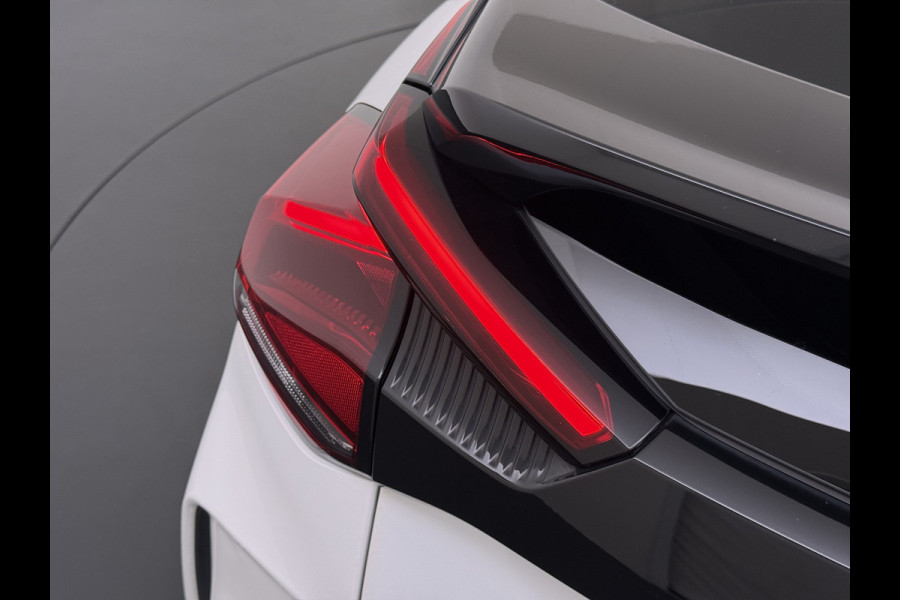 Citroën Ë-C4 Shine Pack Business 50kWh Warmtepomp Leder+Verwarmd Head-Up SOH 95% Adap.Cruise 3D-Navi 360°Camera Apple Carplay Android Auto Ec Stuurverwarming Keyless Lane Assist Privacy Glas Led Lmv DAB Regen-Lichtsensor 1e Eigenaar Origineel Nederlandse Auto