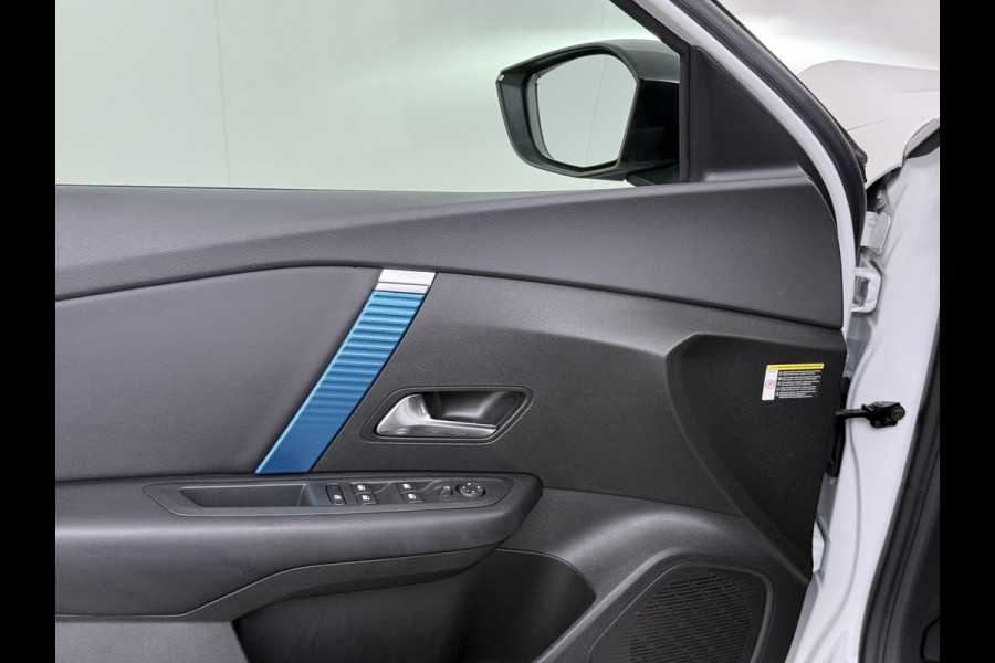Citroën Ë-C4 Shine Pack Business 50kWh Warmtepomp Leder+Verwarmd Head-Up SOH 95% Adap.Cruise 3D-Navi 360°Camera Apple Carplay Android Auto Ec Stuurverwarming Keyless Lane Assist Privacy Glas Led Lmv DAB Regen-Lichtsensor 1e Eigenaar Origineel Nederlandse Auto