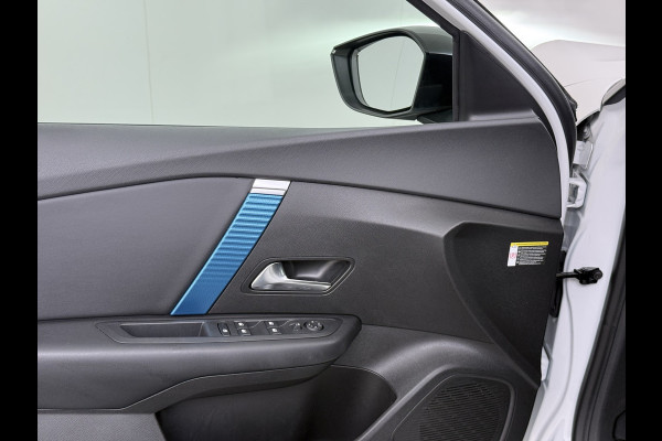 Citroën Ë-C4 Shine Pack Business 50kWh Warmtepomp Leder+Verwarmd Head-Up SOH 95% Adap.Cruise 3D-Navi 360°Camera Apple Carplay Android Auto Ec Stuurverwarming Keyless Lane Assist Privacy Glas Led Lmv DAB Regen-Lichtsensor 1e Eigenaar Origineel Nederlandse Auto